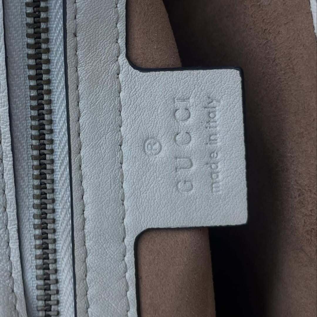 Gucci GG Marmont Small Shoulder Bag - Image 9